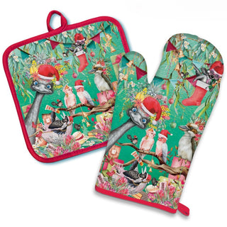 Lisa Pollock - Oven Mitt Pot Holder Set - Christmas Capers